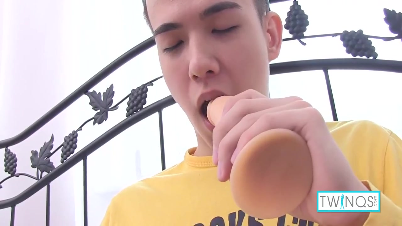 Xander Tries How Deep His Toy & Fingers Can Go In Her Anus! 10 Min