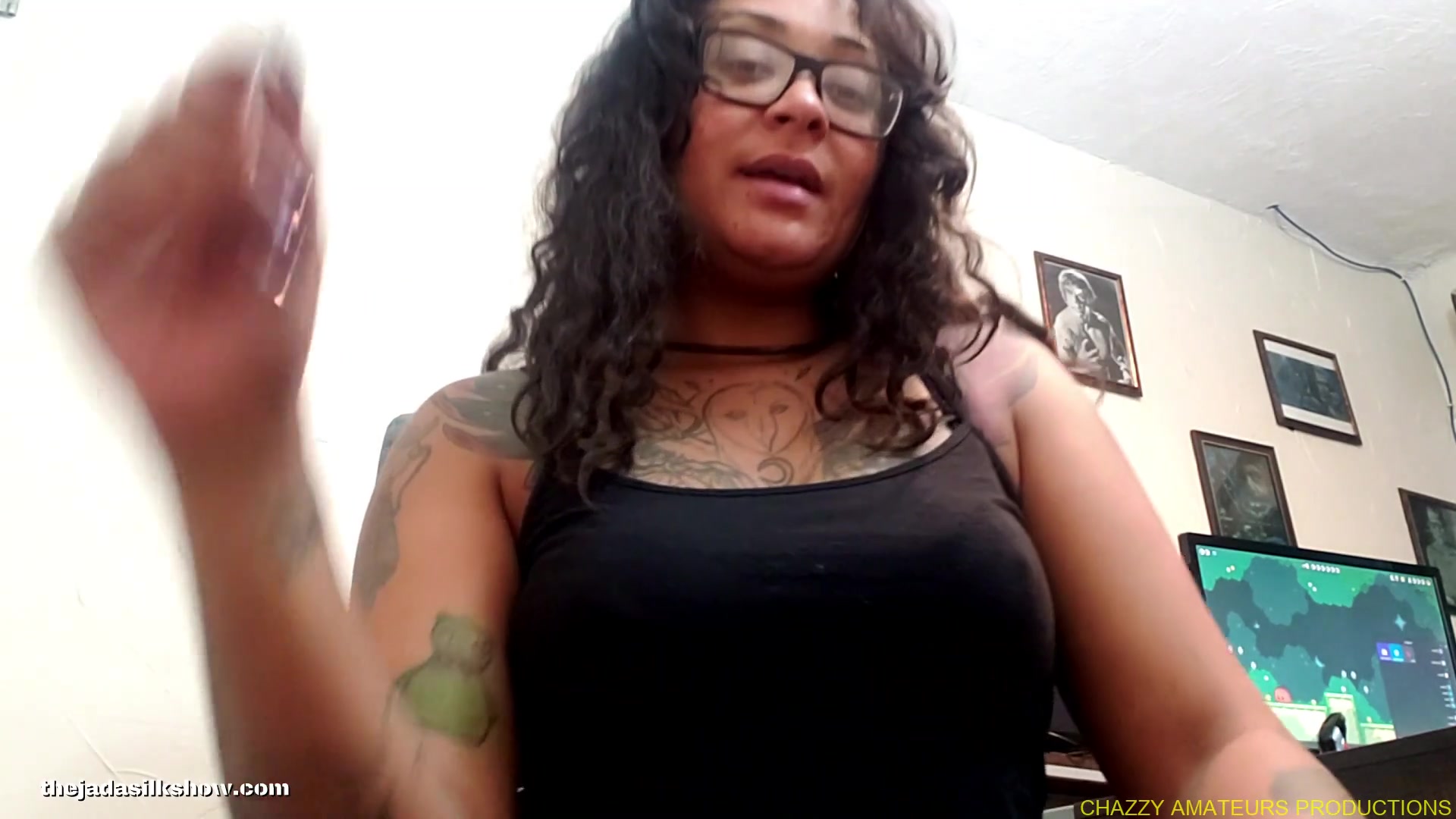 The Jada Silk Breast Worship Show Downloading Enabled - Chazzy Amateurs