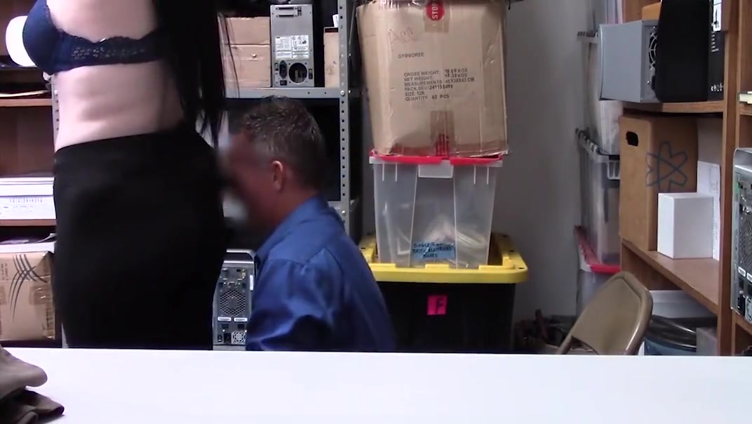 ShopLyfter - Busty Thief Gets Punished By The Guard
