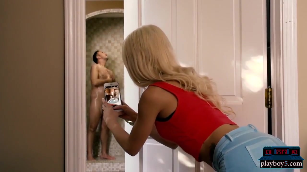 Peeping Tiny Fucks Her Friends Step dads Big Dick With Body teen 18+