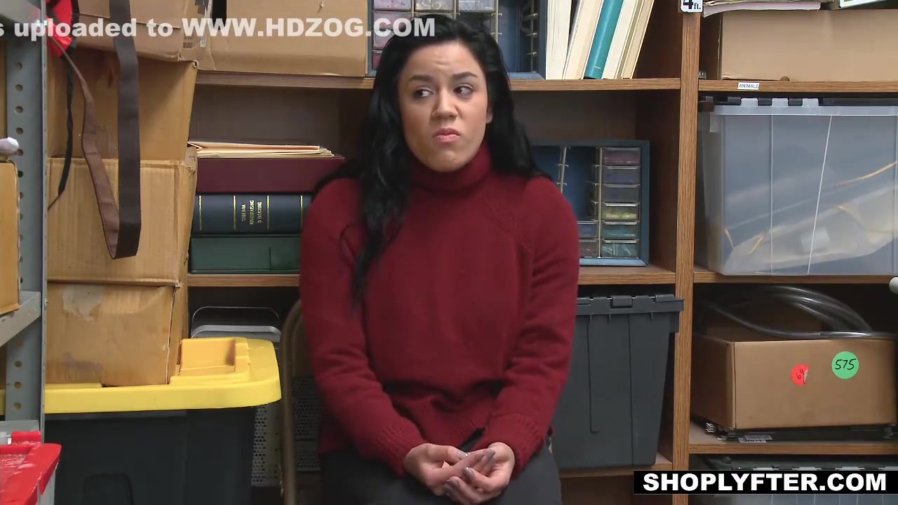 teen 18+ Monica Gets Caught Using A Clever Shoplifting Trick
