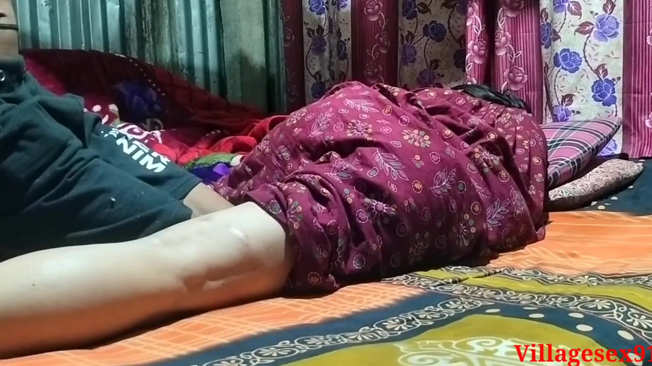 Desi Step mom Ko Ghorpe Chudai With Step son