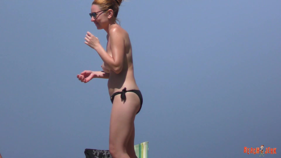 Red Sonia - BeachJerk