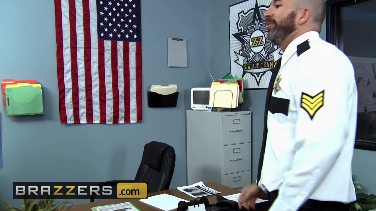 Brazzers - Big TITS in uniform - Brynn Tyler Nacho Vidal - Pop on the Cop
