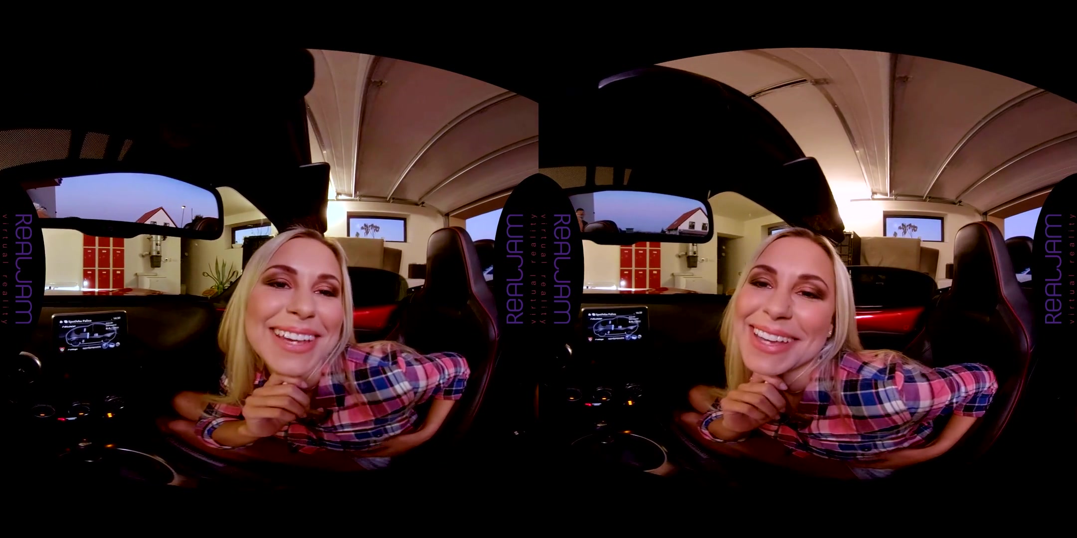 Lola Myluv in Red Car Passion - RealJamVR