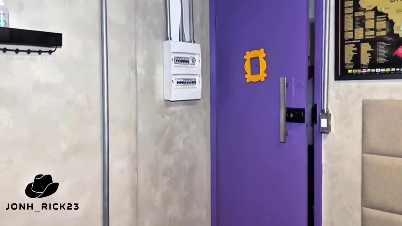 Fodendo A Melhor Amiga Da Minha Namorada Na Cozinha