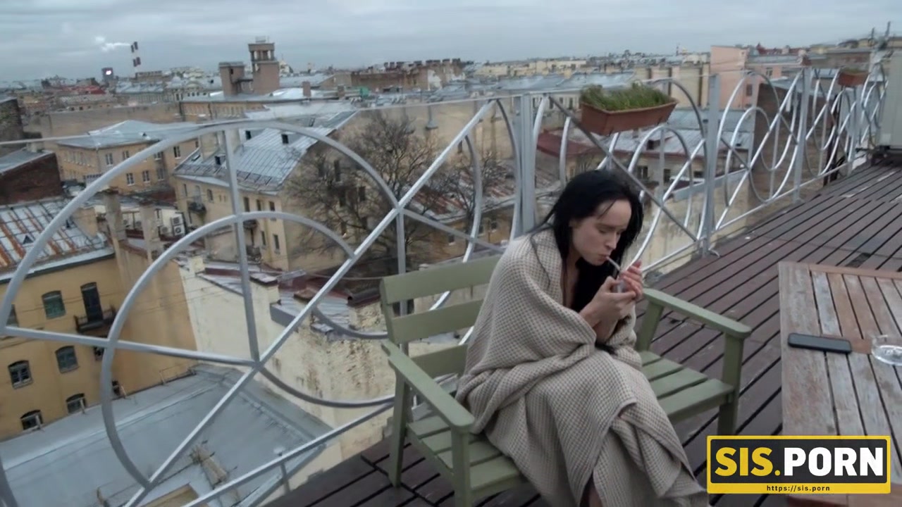 SIS.PORN. Bro catches Juicy Leyla smoking outside and gives his cock
