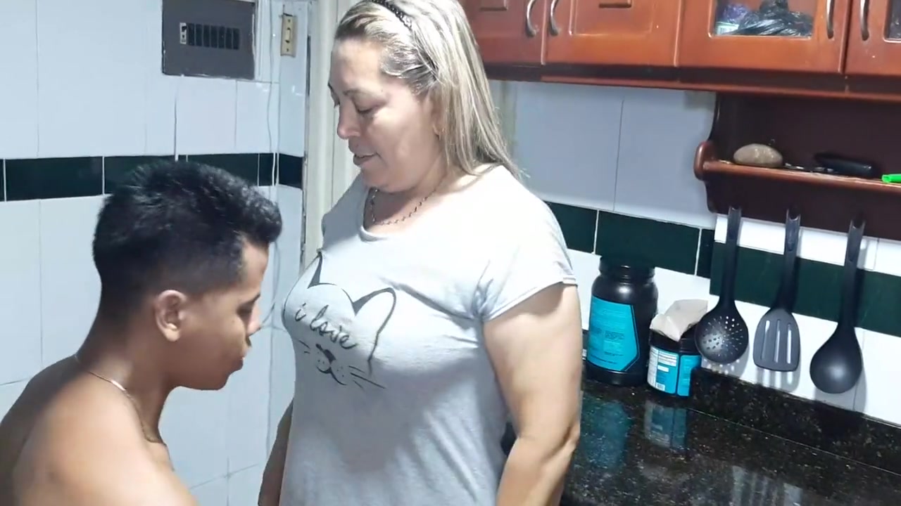 Horny Stepmom Wants Me To Suck Her Mature Pussy