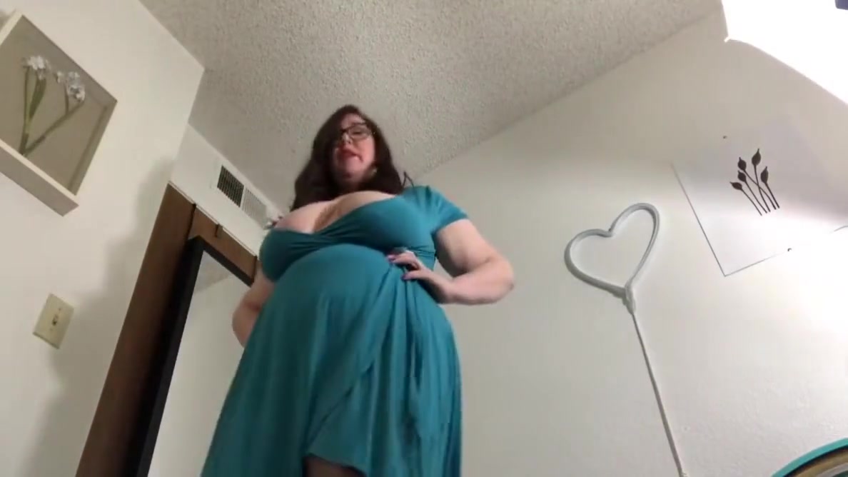 Giantess Stepmother