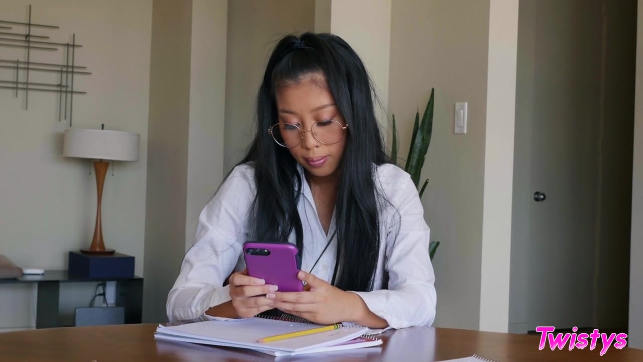 Jade Kush & Ashlee Juliet in After School Special - TwistysNetwork