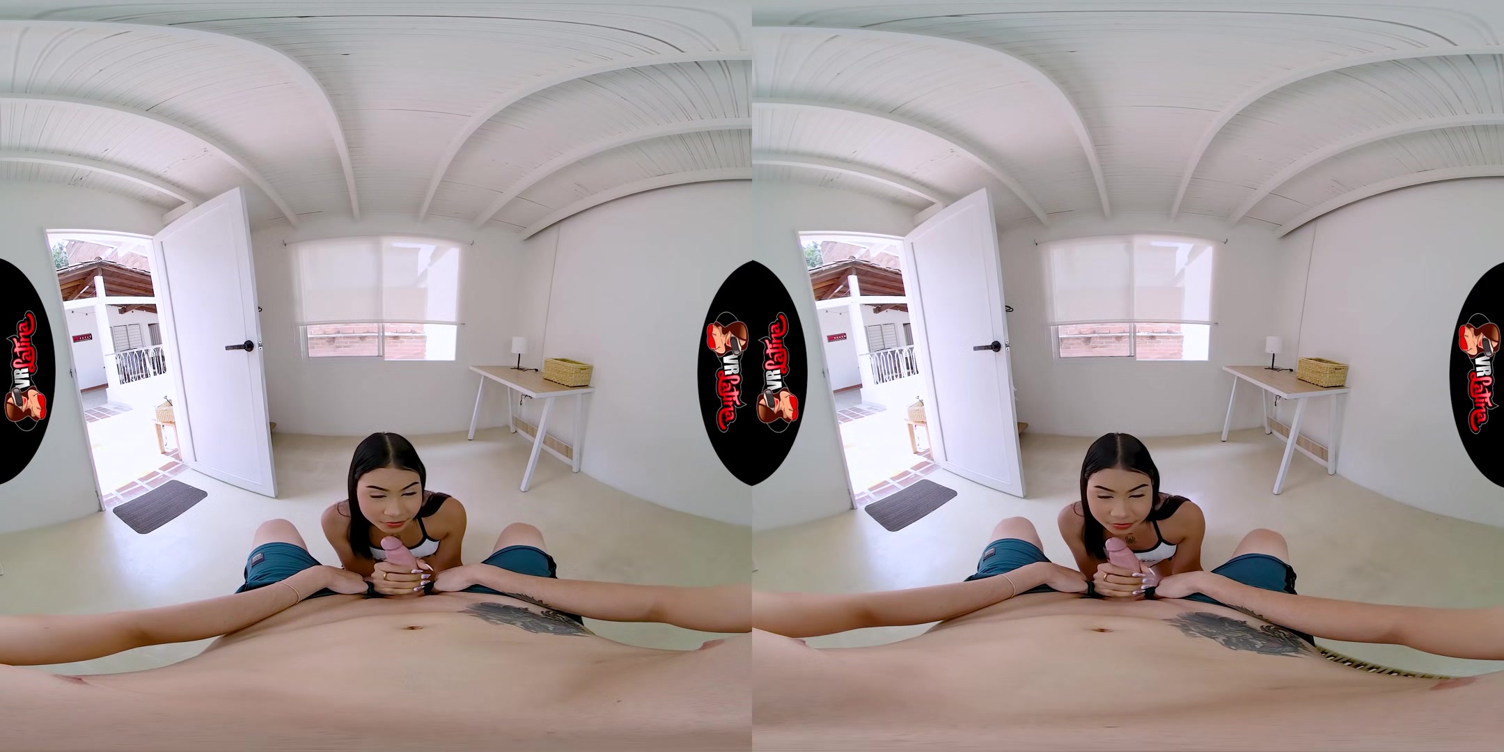 Petite Poisons - Vrlatina - Vr Porn Video