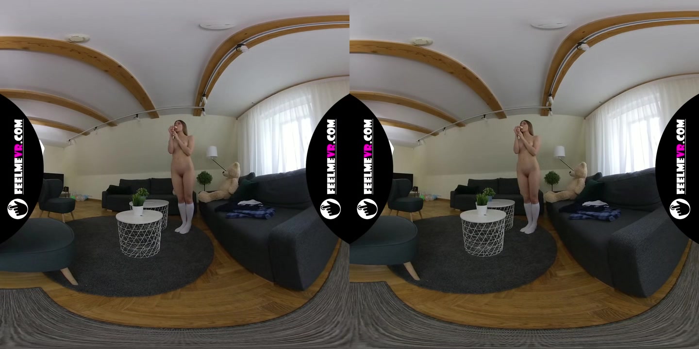 Nude Photo Session Backstage With Beautiful Top Model Evelina - FeelMeVR