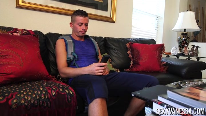 Sexy Vanessa in Stepson Fuck! Clip#1