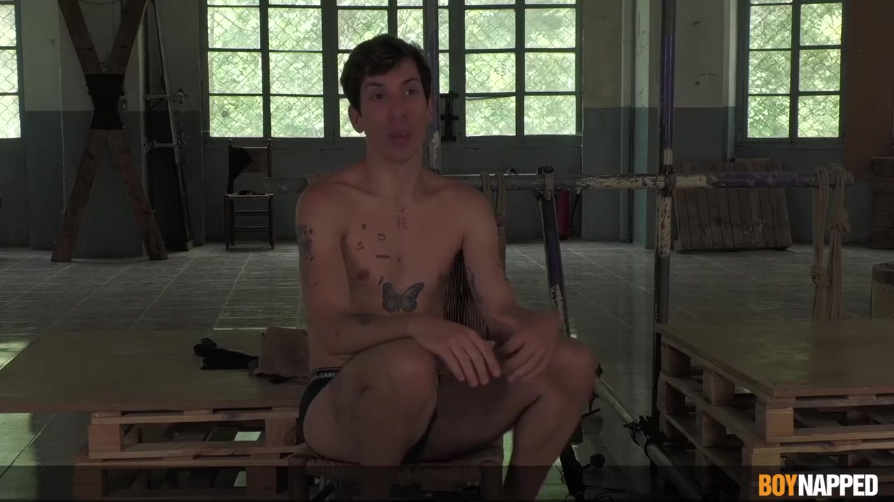 Teaching His New Big Dicked Sub : Dom Tries Nipple Pinching On His Sub - Gay Porn