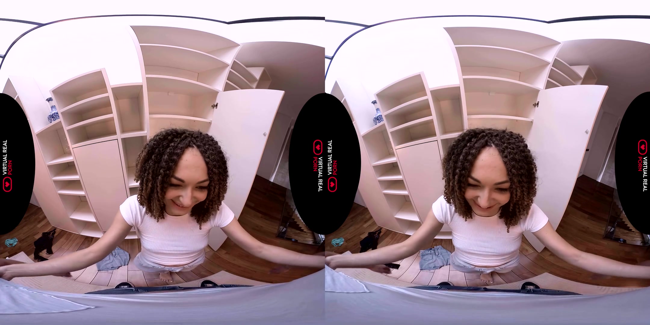 Lola Jones in Asian Techniques - VirtualRealPorn