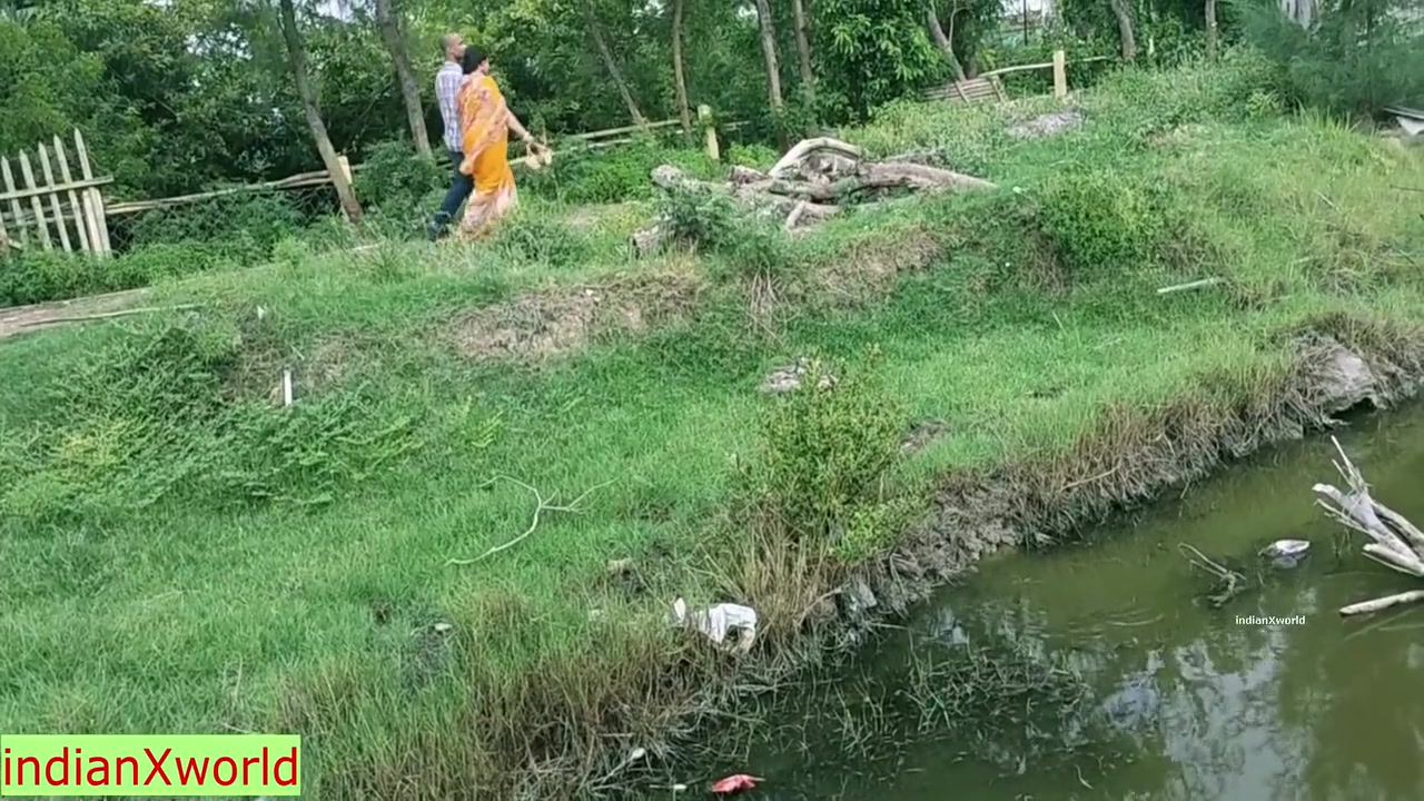 Indian Beautiful Hot Bhabhi Has Hardcore Sex!! New Bhabhis 1st Sex