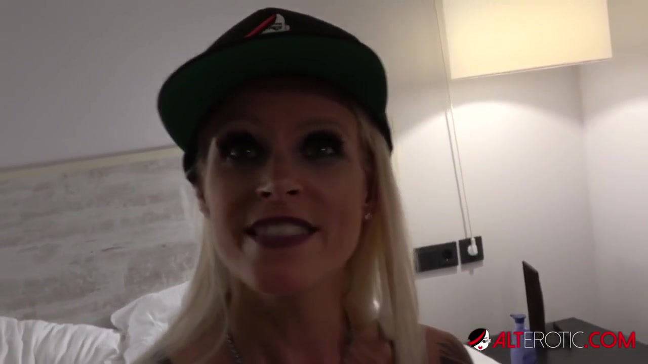Tattooed German Milf Sucks A Big Dick - Sophie Logan