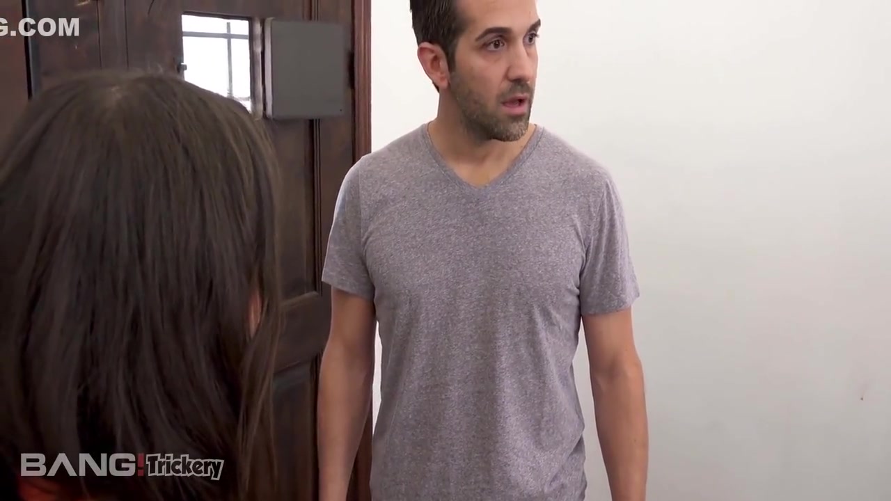 Gets Fucked By Her Neighbor 10 Min - Zoe Bloom