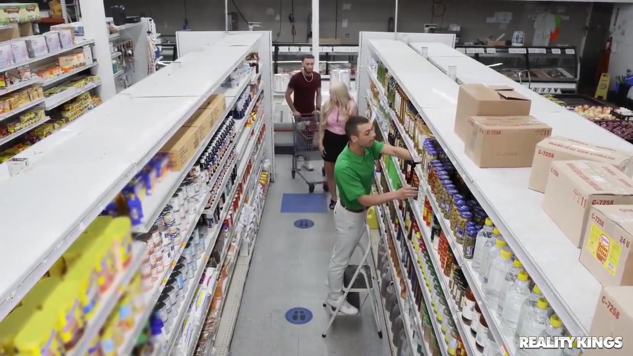 Grocery Whore On Pornhd - Kate Dee