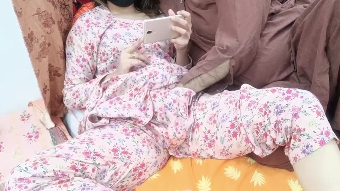 Pakistani Housewife Paying Her Husband S Debt With Her Ass Hole To His Office Boss