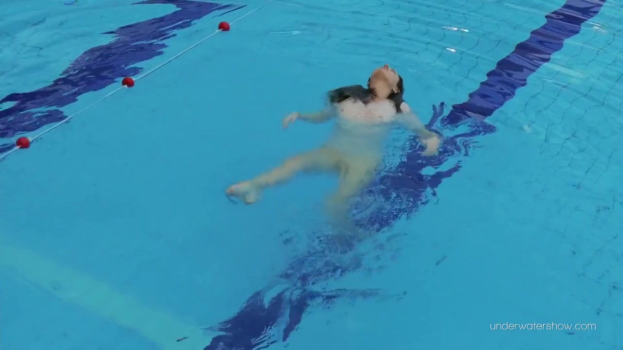 White Dressed Tight Hairy Babe Underwater - Katy Soroka