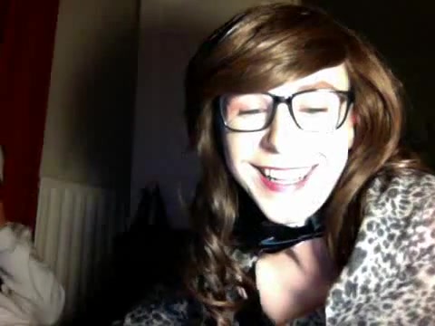 Hipster CD sucks some dicks on cam