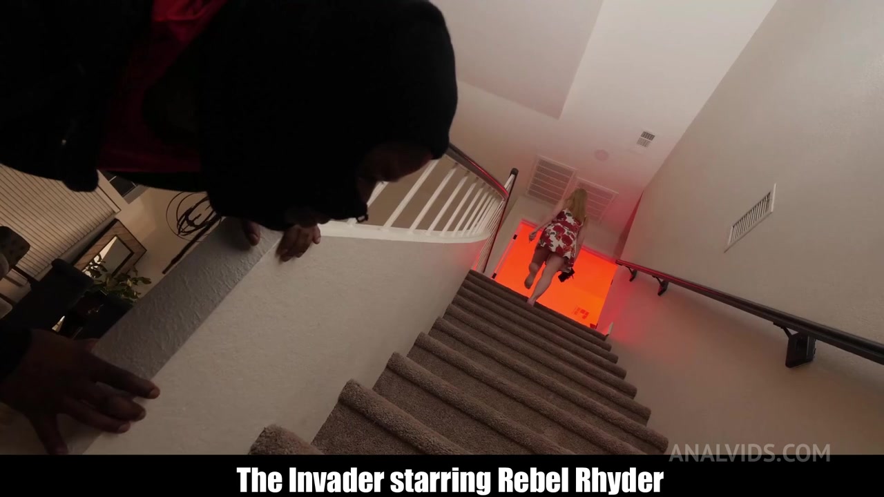 The Invader - AnalVids
