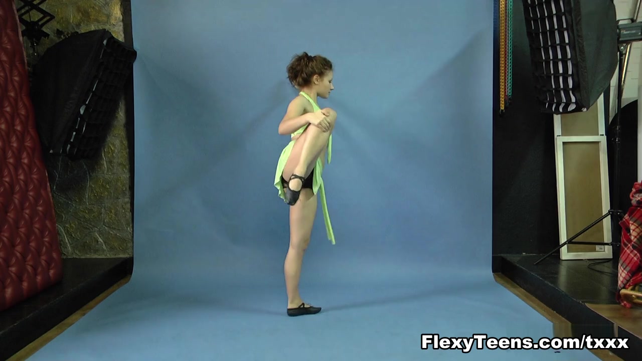 FlexyTeens Video: Mila Gimnasterka