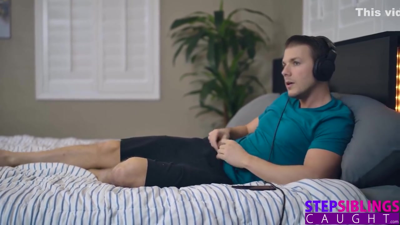 Stepsis Yells At Stepbro I Dont Need To Masturbate- I Get Loads Of Dick! - S16:e7 - Kenzie Reeves