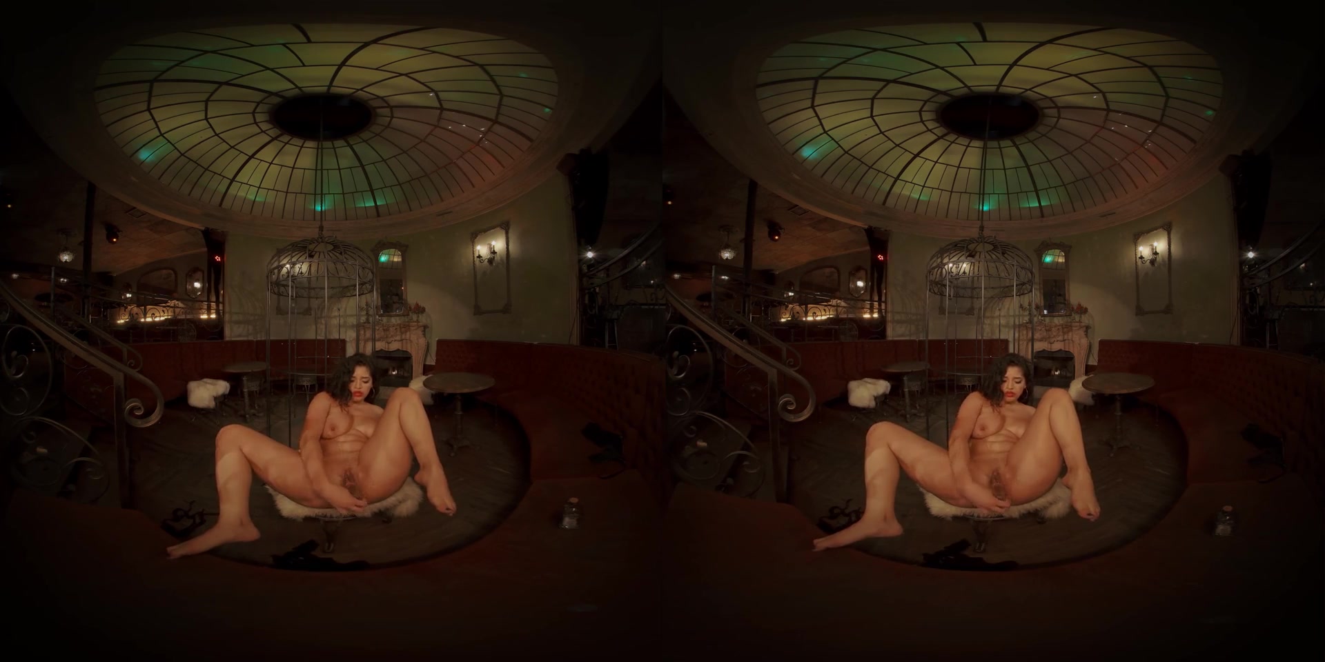 Gabriela Lopez in Burlesque VR Porn Video - VRBangers