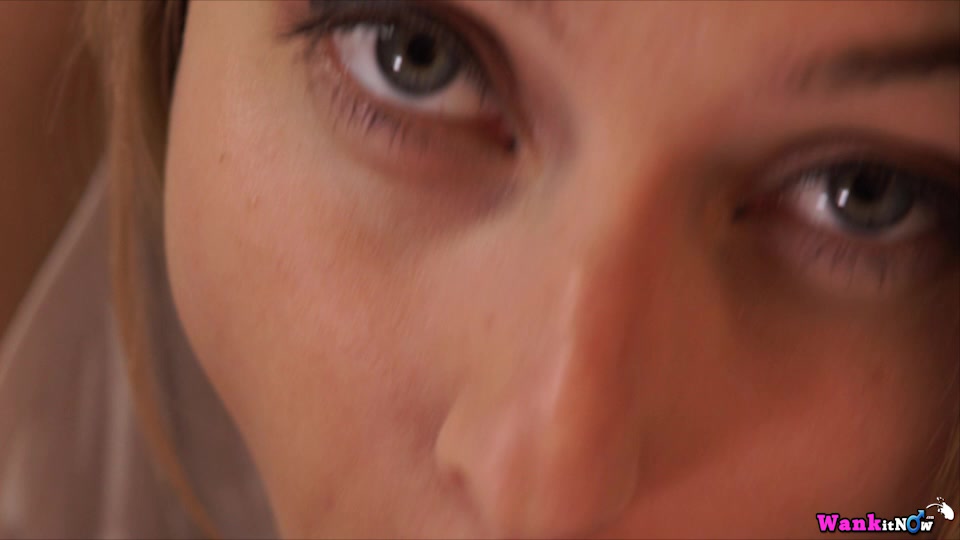 Chloe Toy - Bedtime Wank:Pt2 - Sexy Videos - WankitNow