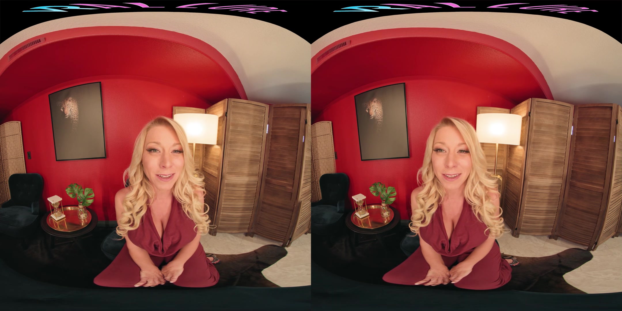 Busty blonde MILF puts on one hell of a show in VR