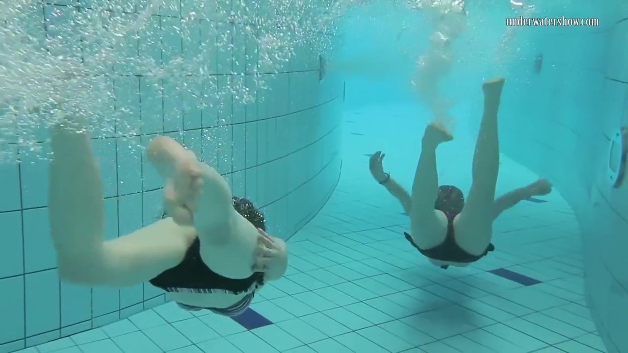 Libuse Thinks Nastya Is Horny And Hot In The Pool