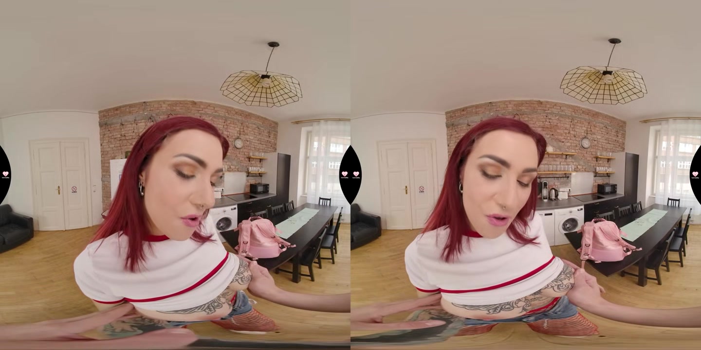 Juis Wild Wants Her First Sex On Vacation With You - LustReality