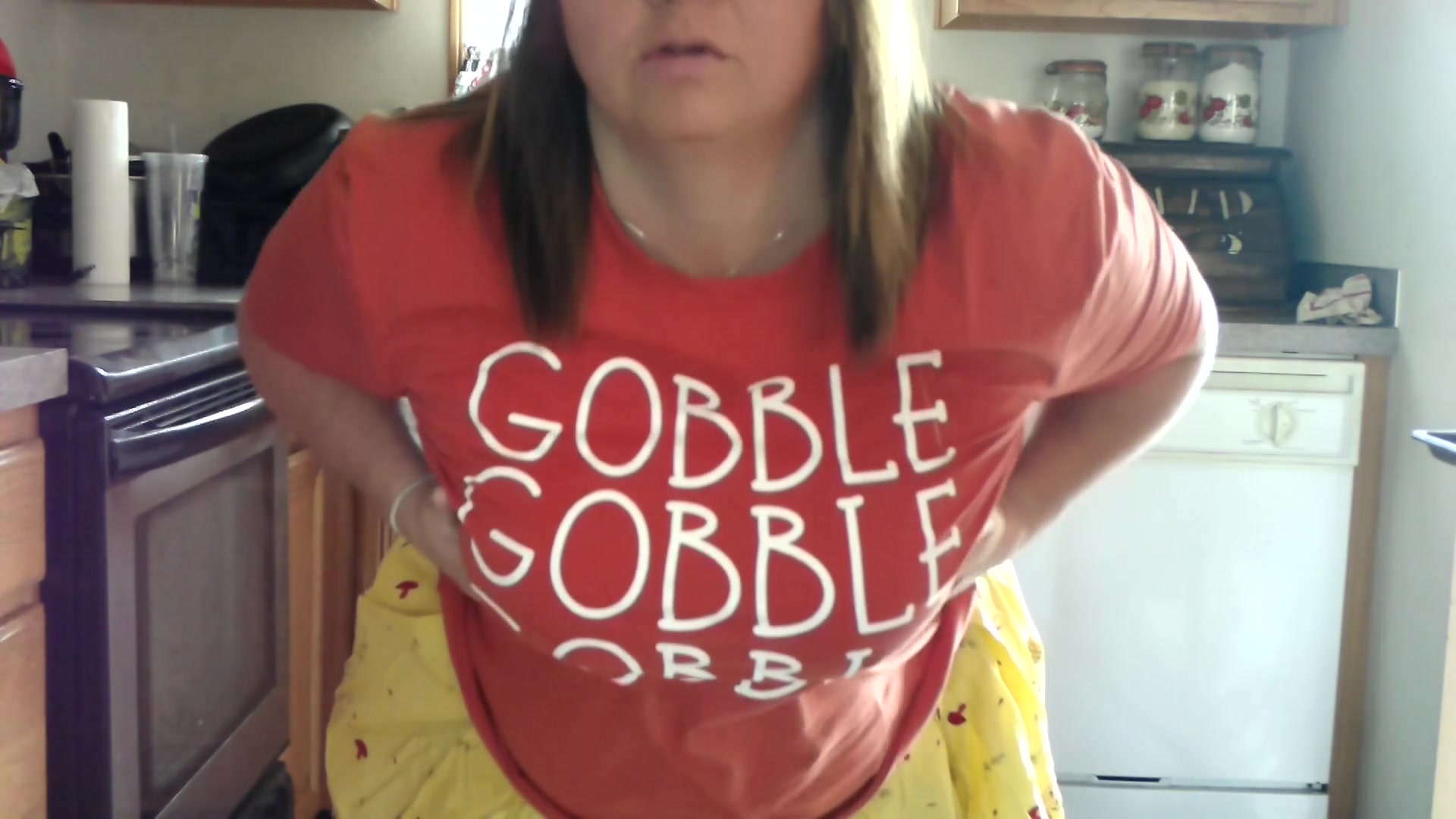 Sexy Bbw Thanksgiving Step mom Bakes Cookies - Sexynebbw