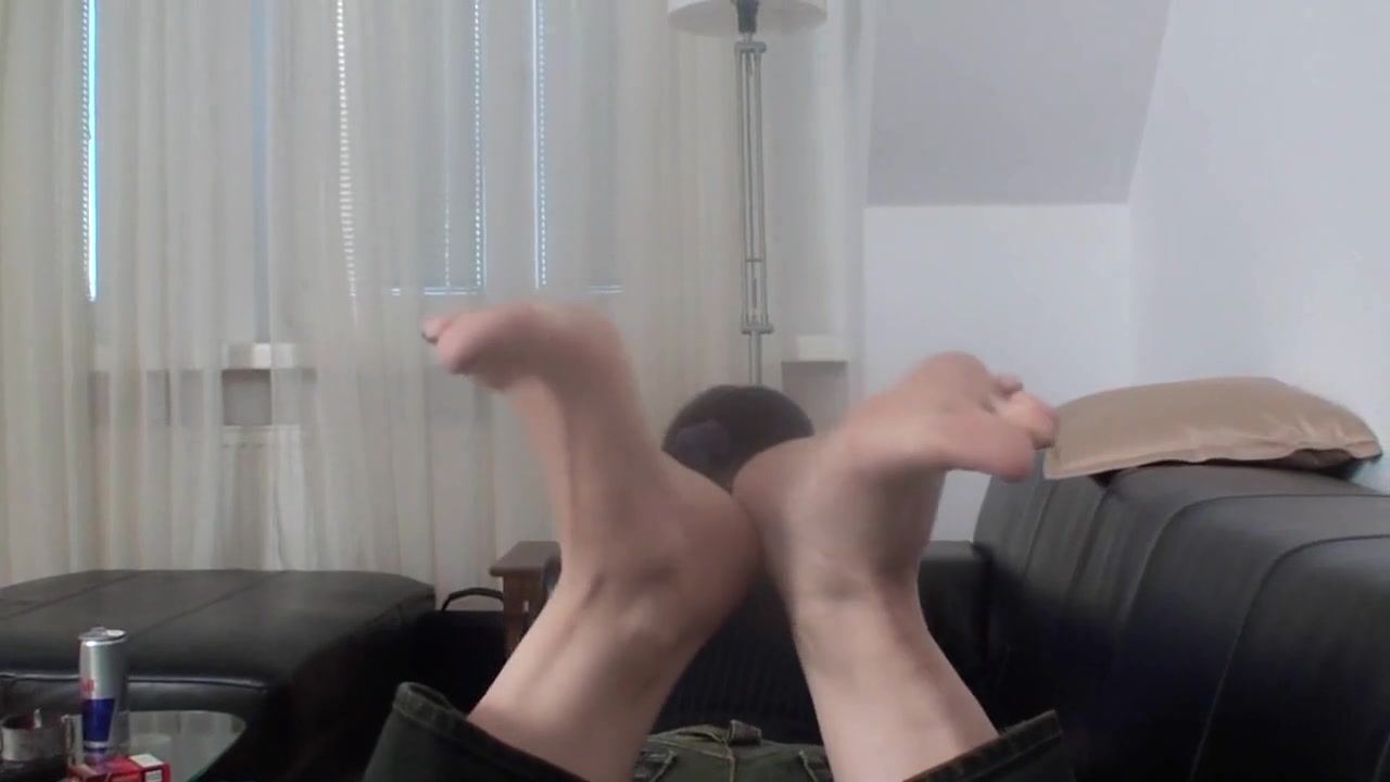 Xenia's feet dangling to the music by Foot Girls
