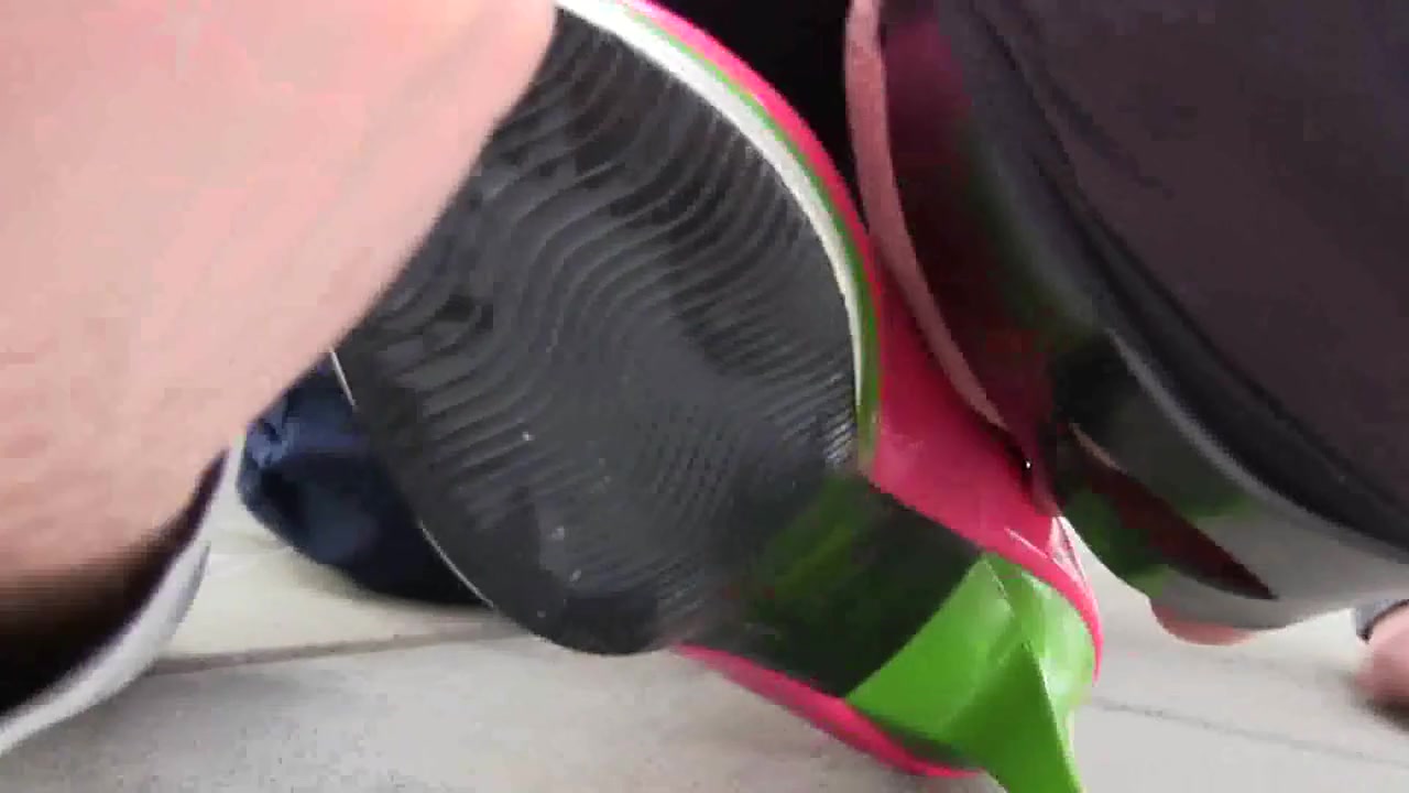Outdoor shoe cleaning by Femdom Austria