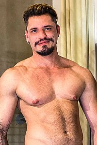 Daniel Toro