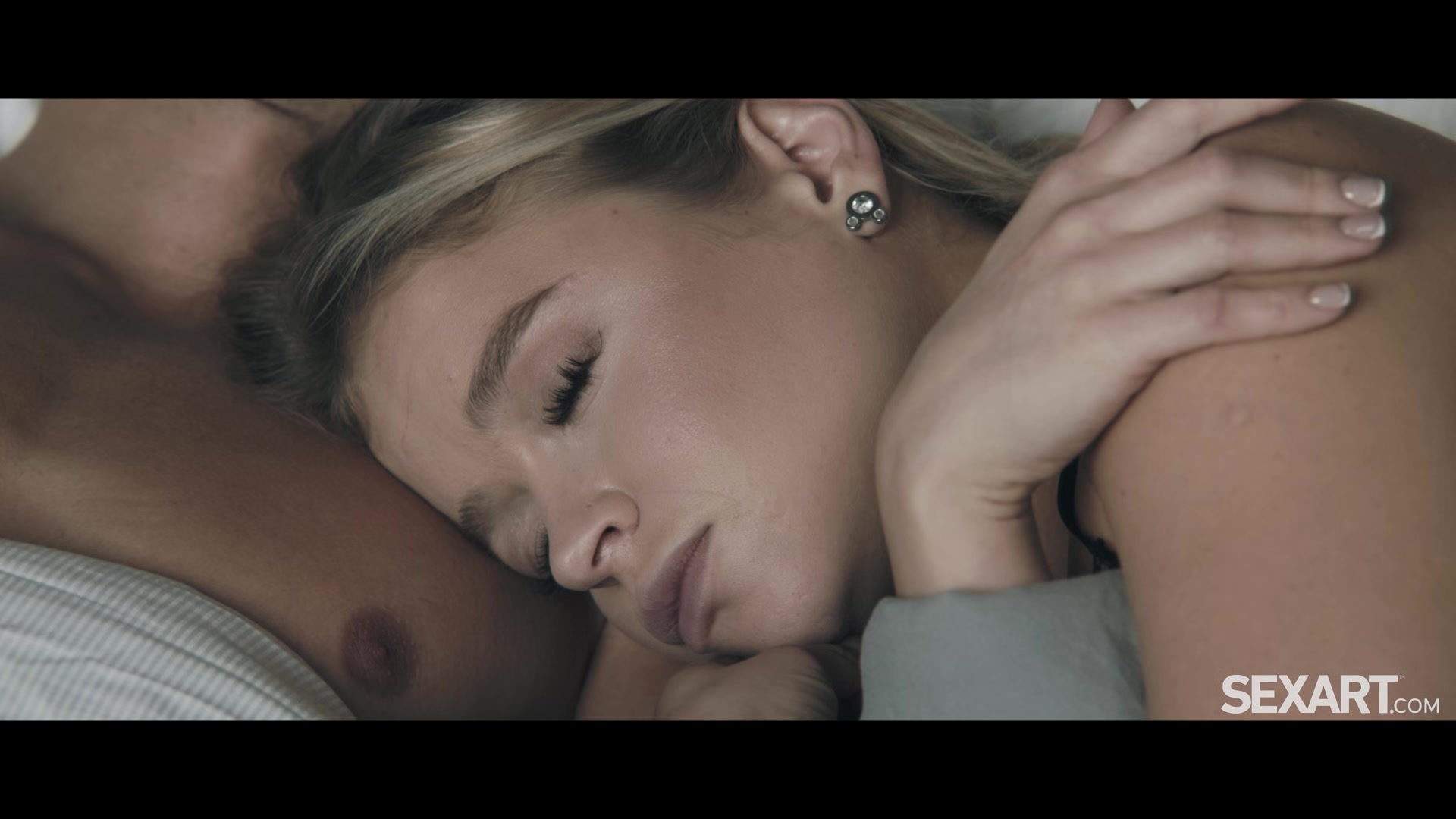 Heavenly Passion - Alexa Flexy & Tommy Gold