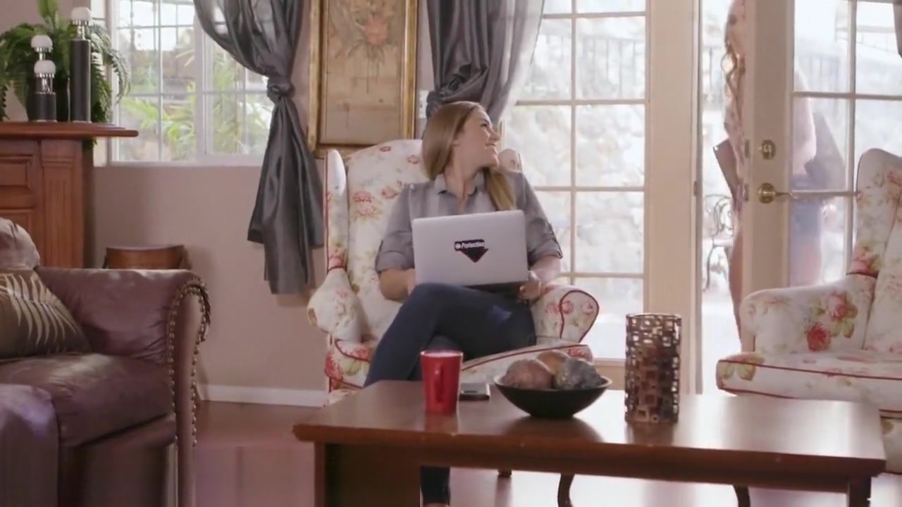 Flexible Babysitter Asks Ryan Ryans To Make Her Cum
