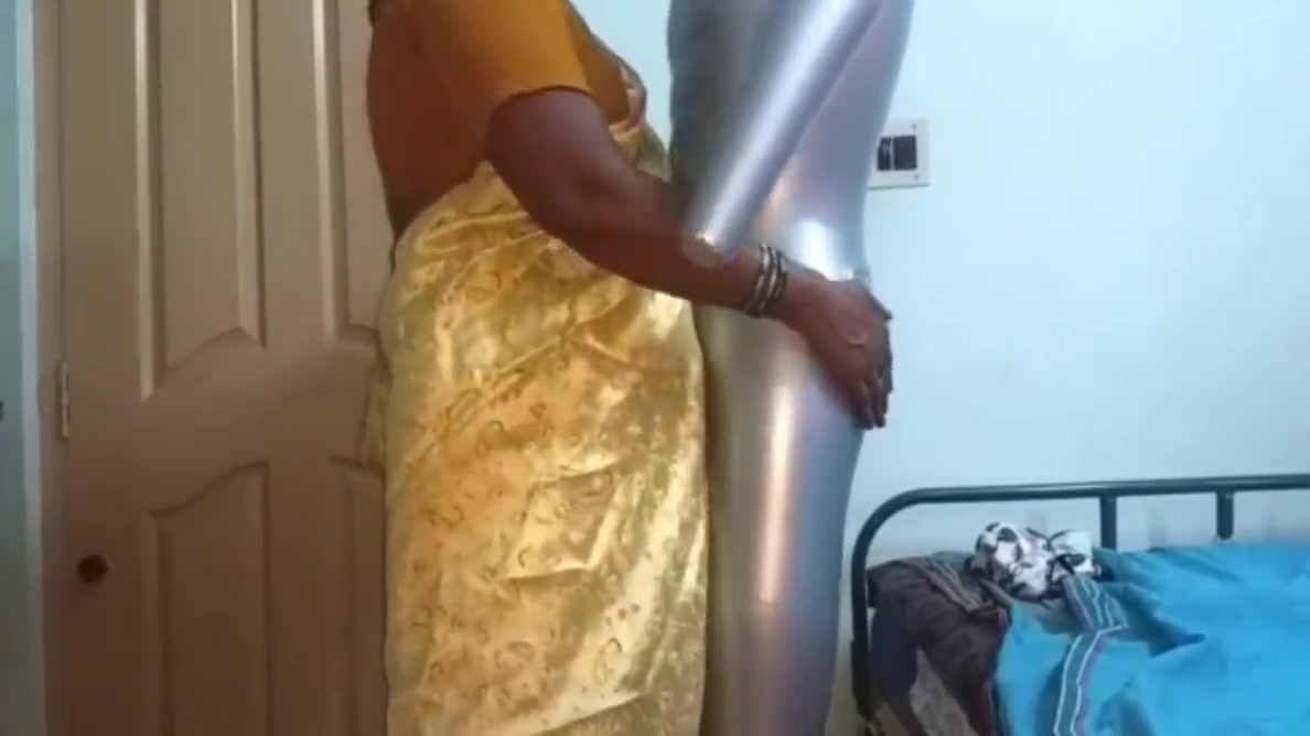 Lucky Dolly Plays With Indian Bbw