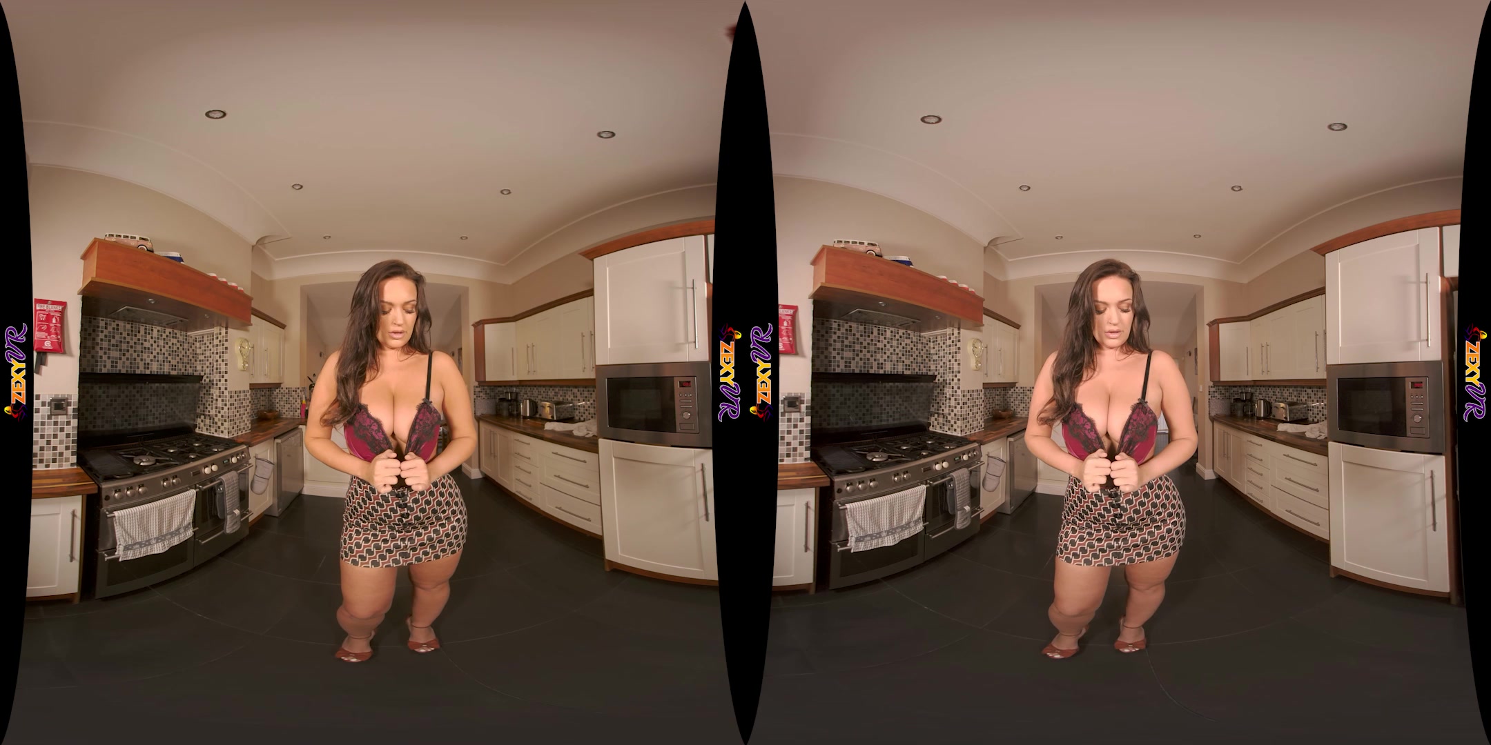 The Full English featuring Frankie L - ZexyVR