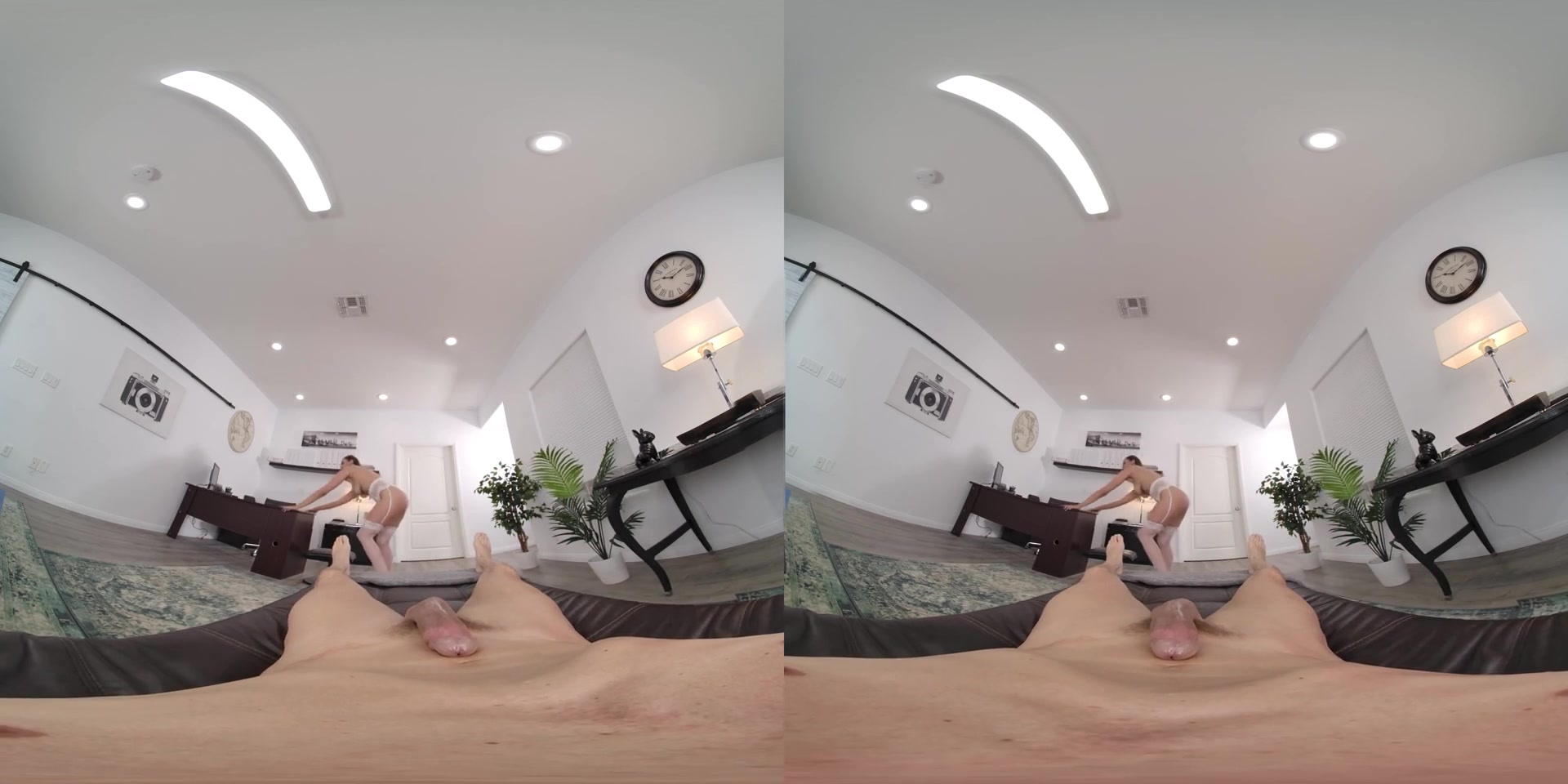 Bella Rolland in Maid in Manhattan VR Porn Video - VRBangers