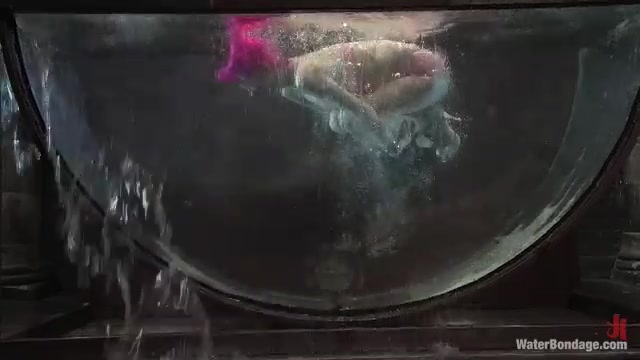 Cherry Torn Is Pink Hot - Kink
