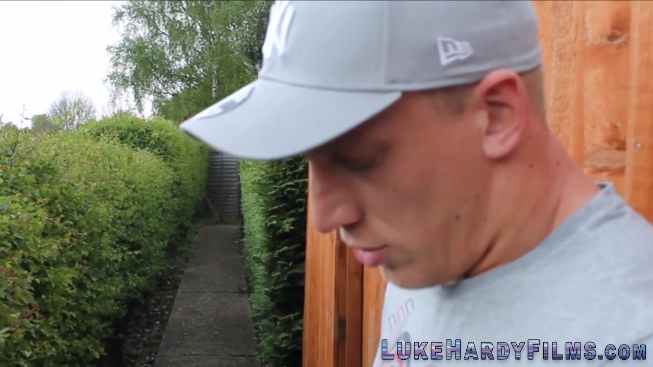 Buxom brit sucking Luke Hardy