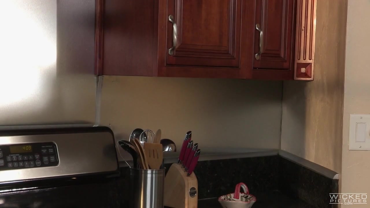 Layla Price in Facade, Scene 3 - Wicked