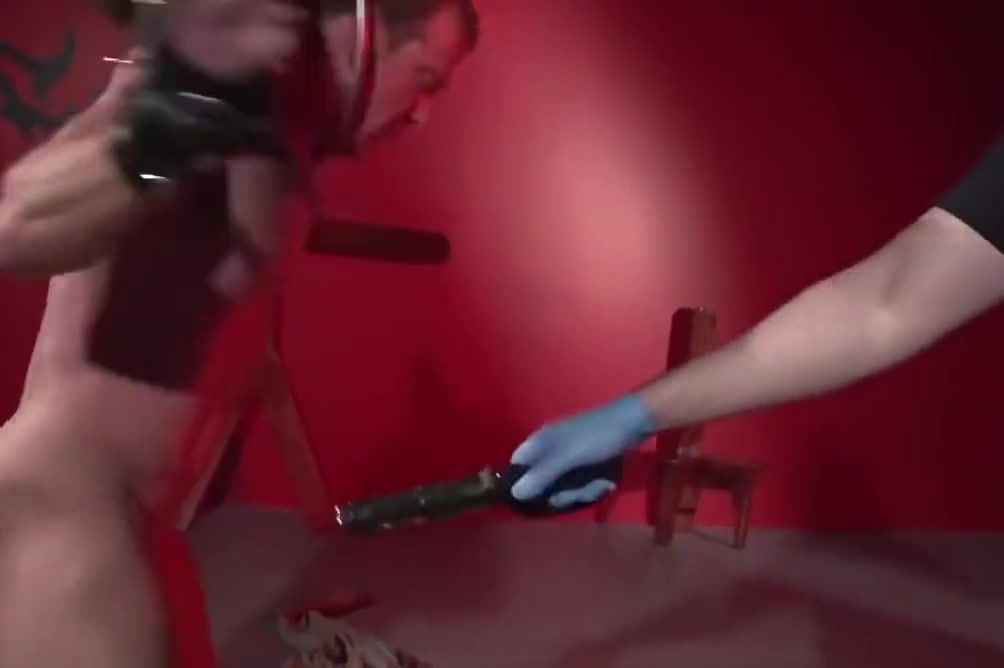 Dereks Interrogation With Derek Pain