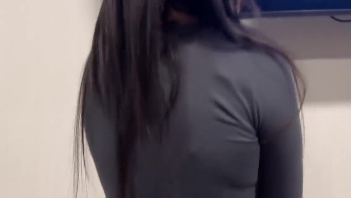 Cute Asian Girl Tricks Guy To Cum During No Nut November 14 Min With Elle Lee