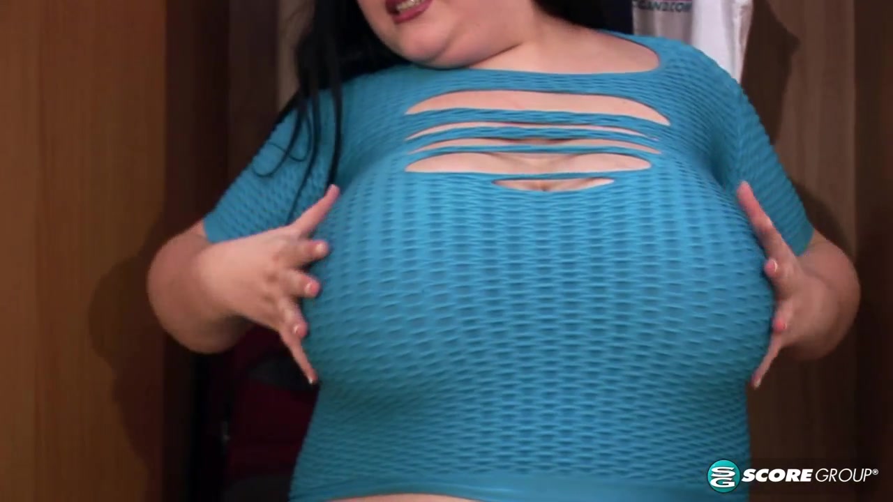 Tits In Tight Tops & Bras - XLGirls