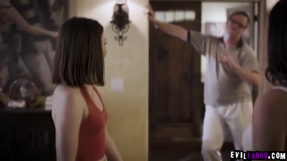 Pure Taboo And Kendra Spade - Step dad Aggressively Fucks His Stepdaughter!